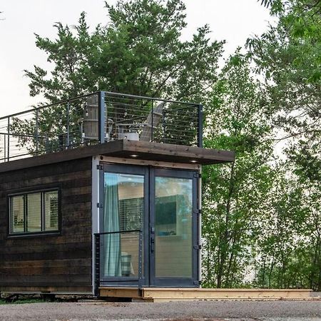 The Windmill-Tiny Container Home Min To Magnolia Bellmead Exterior photo